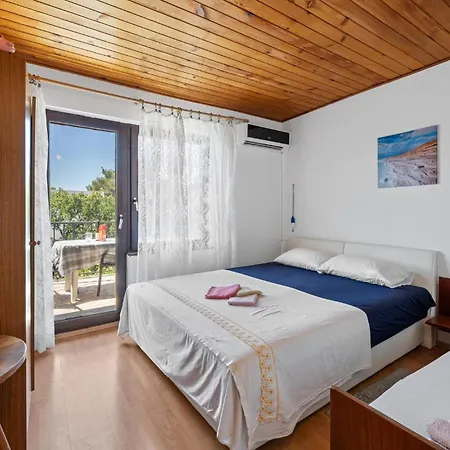 Appartamento Amazing In With Wifi Vodice