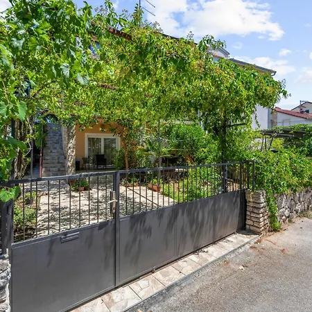 In With Wifi Apartment Vodice