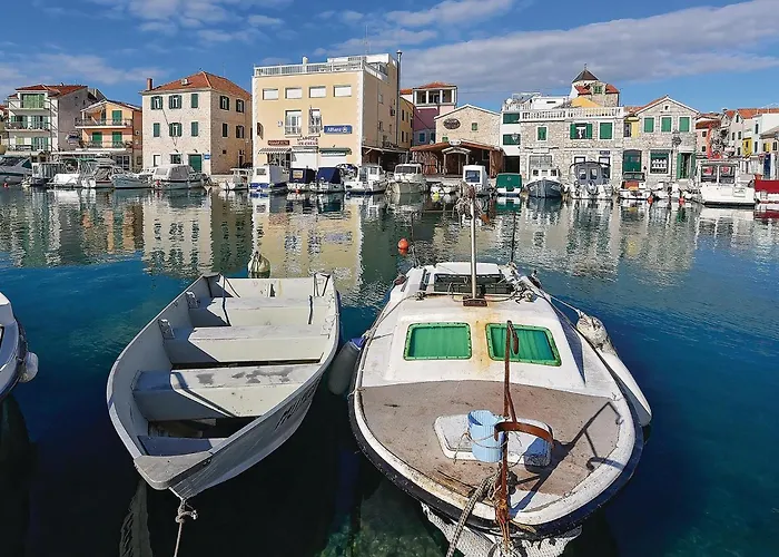 Apartament In With Wifi